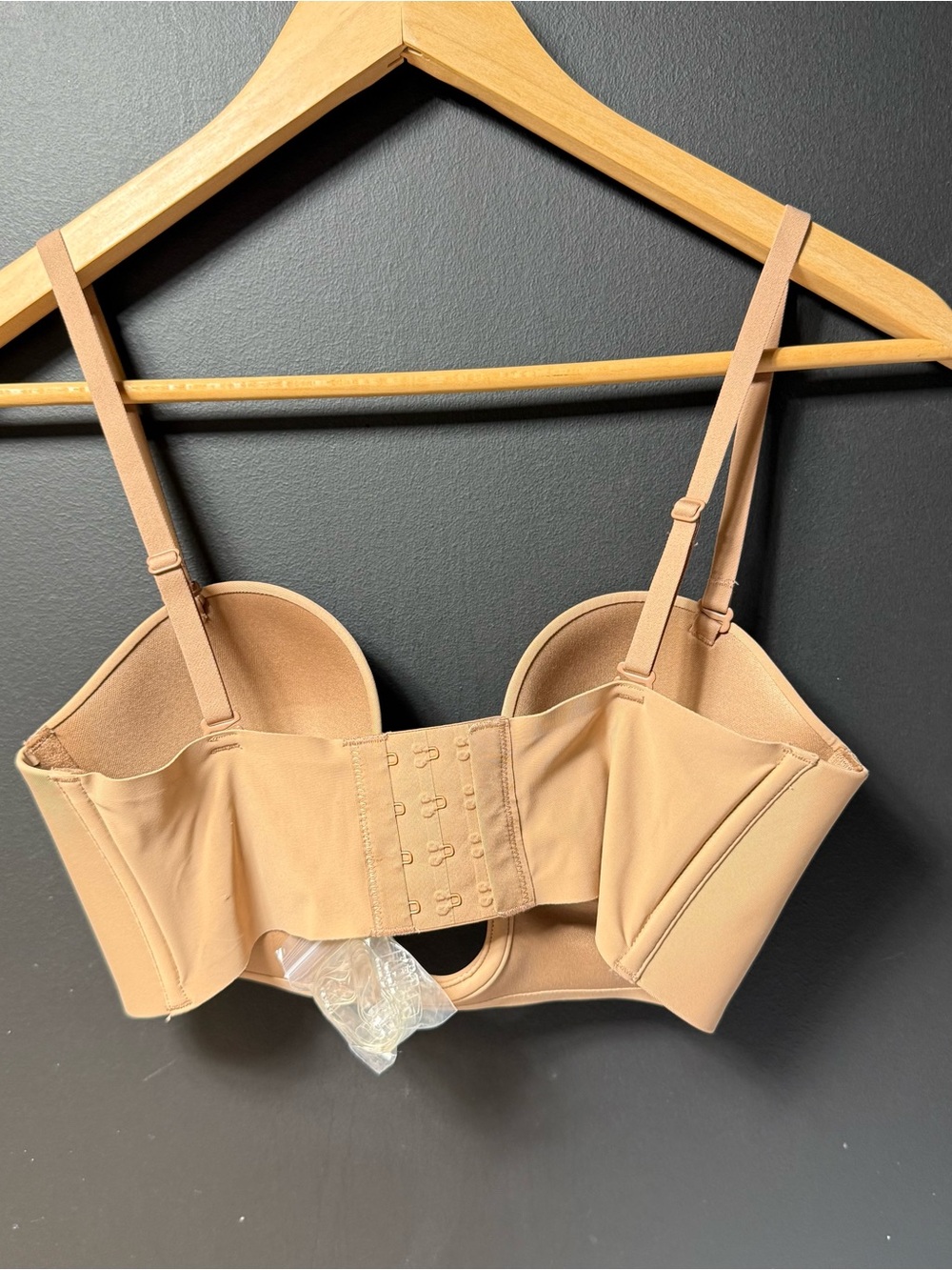 SKIMS Nude Strapless Longline Bra - Picture 2 of 3